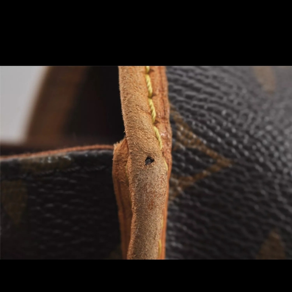 Authentic Louis Vuitton Monogram Messenger Bosphore PM Shoulder Bag - Picture 8 of 10